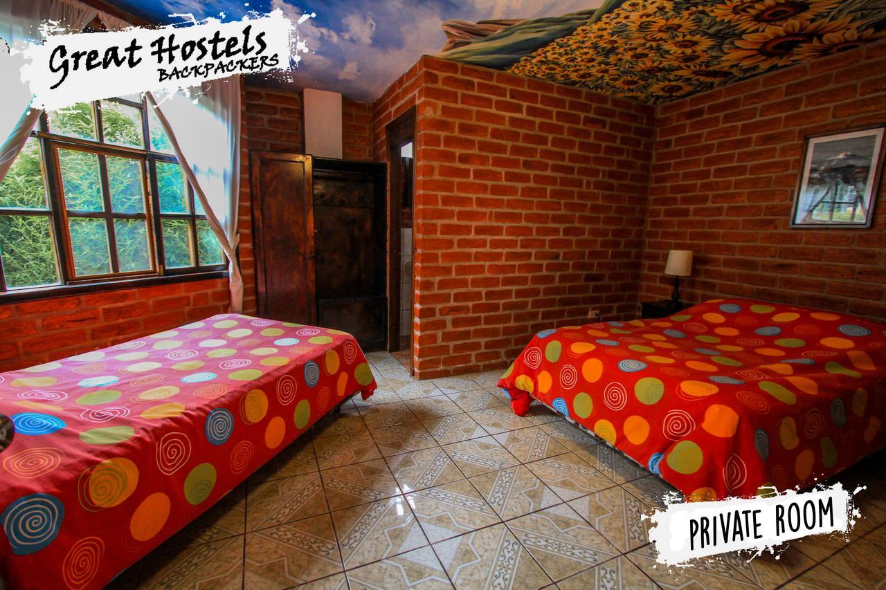 Great Hostels Backpackers Banos  Exterior photo